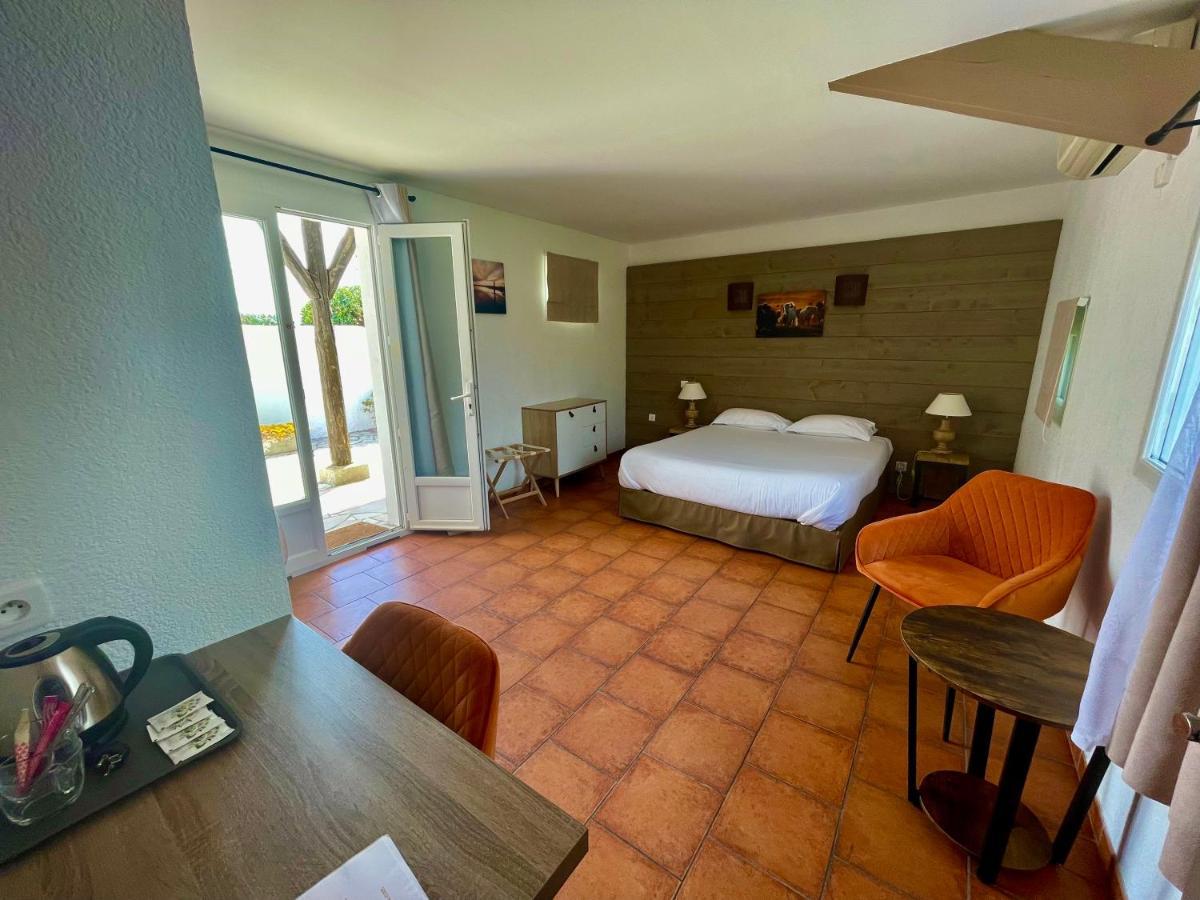 Mas Des Salicornes Hotel แซ็งต์-มารี-เดอ-ลา-แมร์ ภายนอก รูปภาพ